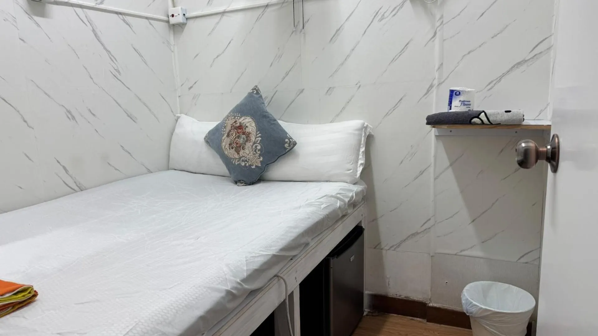 Relaince International Hostel Hong Kong China